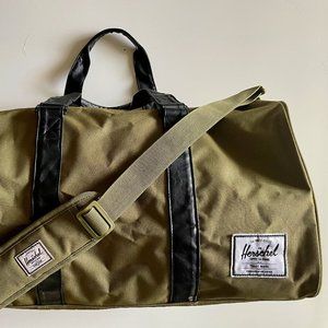 Herschel Novel Duffle Bag